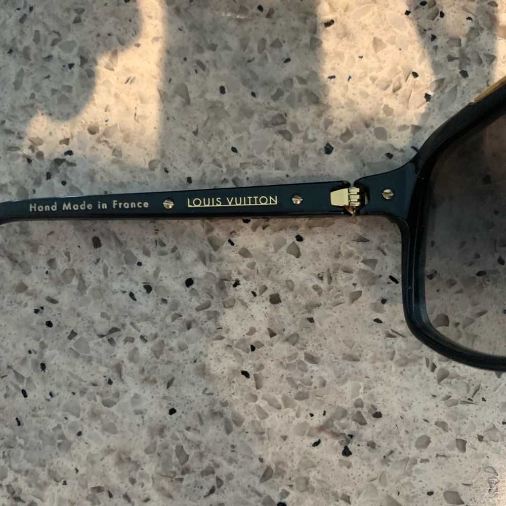 Louis Vuitton Millionaire Sunglasses Z0350W In New Condition - Picture 5 of 5